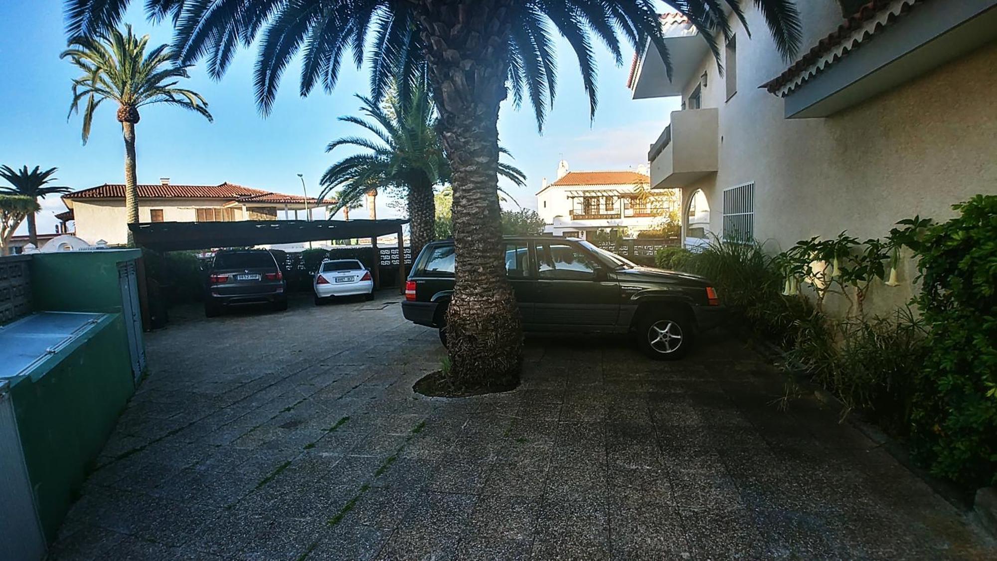 Elegant And Peaceful Aparments With Pool And Garden Apartman Puerto de la Cruz Kültér fotó